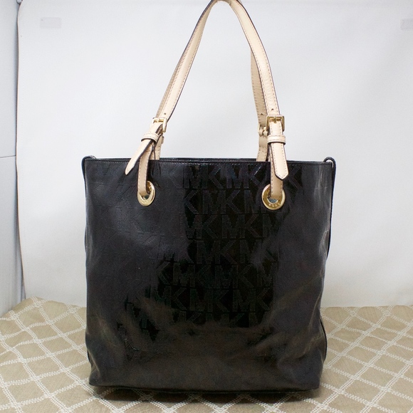 Michael Kors Handbags - Michael Kors MK Black Patent Leather Tote Bag